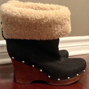 UGG boots size 9 black suede